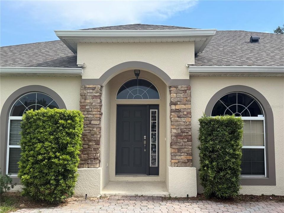 For Rent: $2,695 (4 beds, 3 baths, 2268 Square Feet)