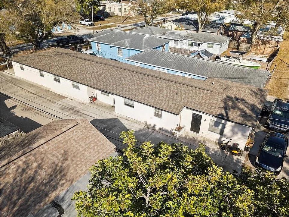 For Rent: $2,200 (3 beds, 1 baths, 1000 Square Feet)