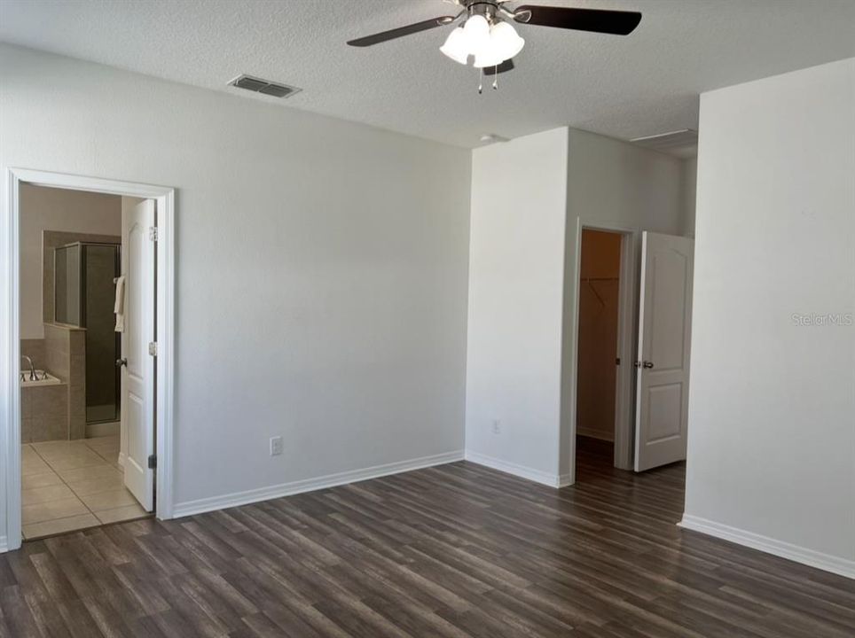 For Sale: $429,000 (4 beds, 3 baths, 2027 Square Feet)