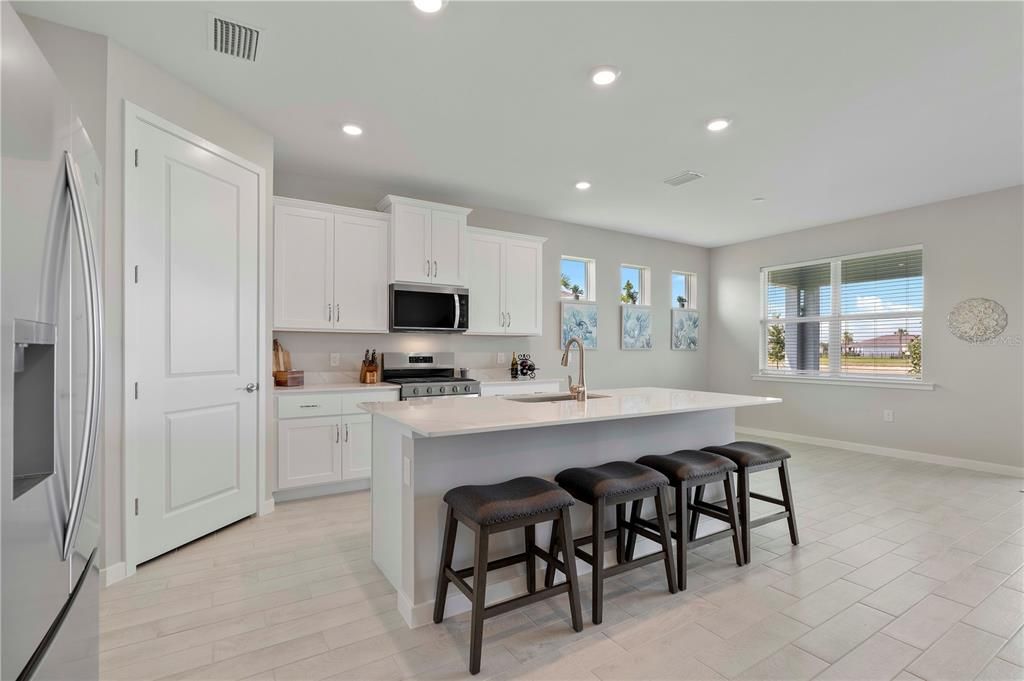 For Sale: $430,000 (4 beds, 2 baths, 2034 Square Feet)