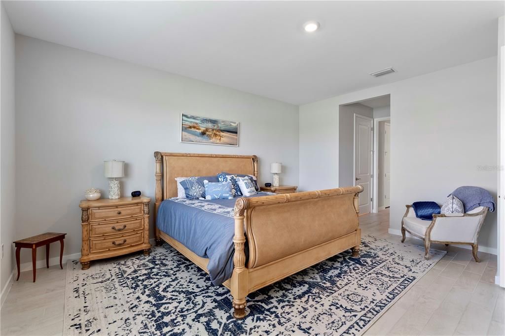 For Sale: $430,000 (4 beds, 2 baths, 2034 Square Feet)