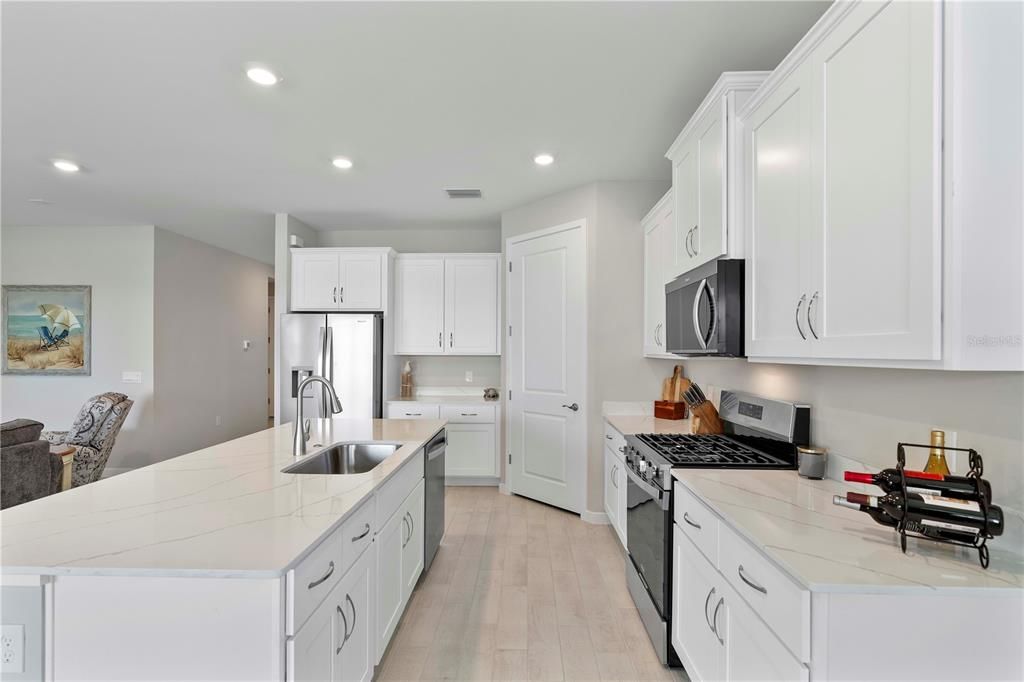 For Sale: $430,000 (4 beds, 2 baths, 2034 Square Feet)