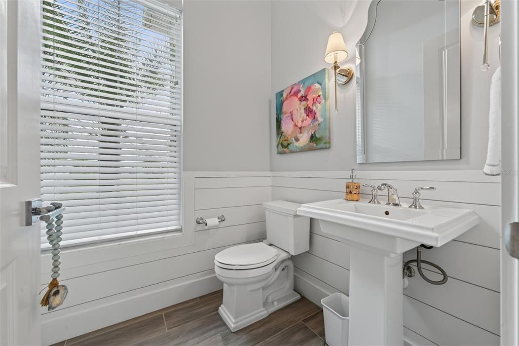 For Sale: $1,350,000 (3 beds, 3 baths, 2872 Square Feet)