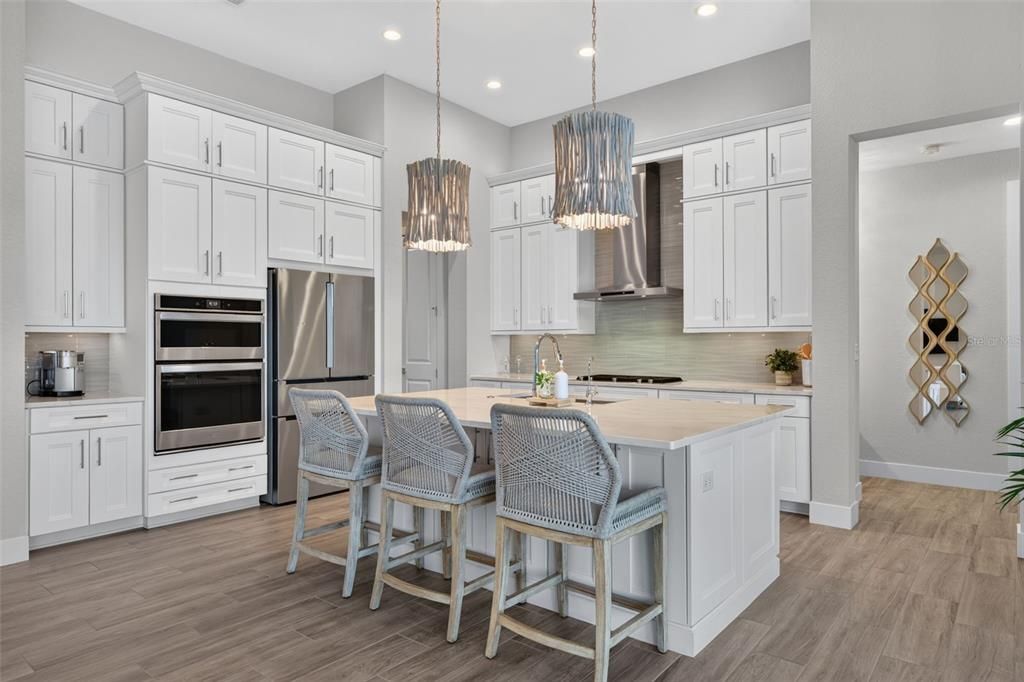 For Sale: $1,350,000 (3 beds, 3 baths, 2872 Square Feet)