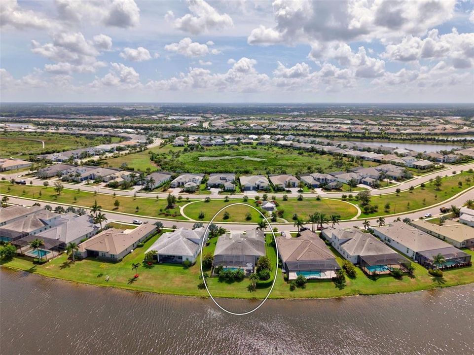 For Sale: $1,350,000 (3 beds, 3 baths, 2872 Square Feet)