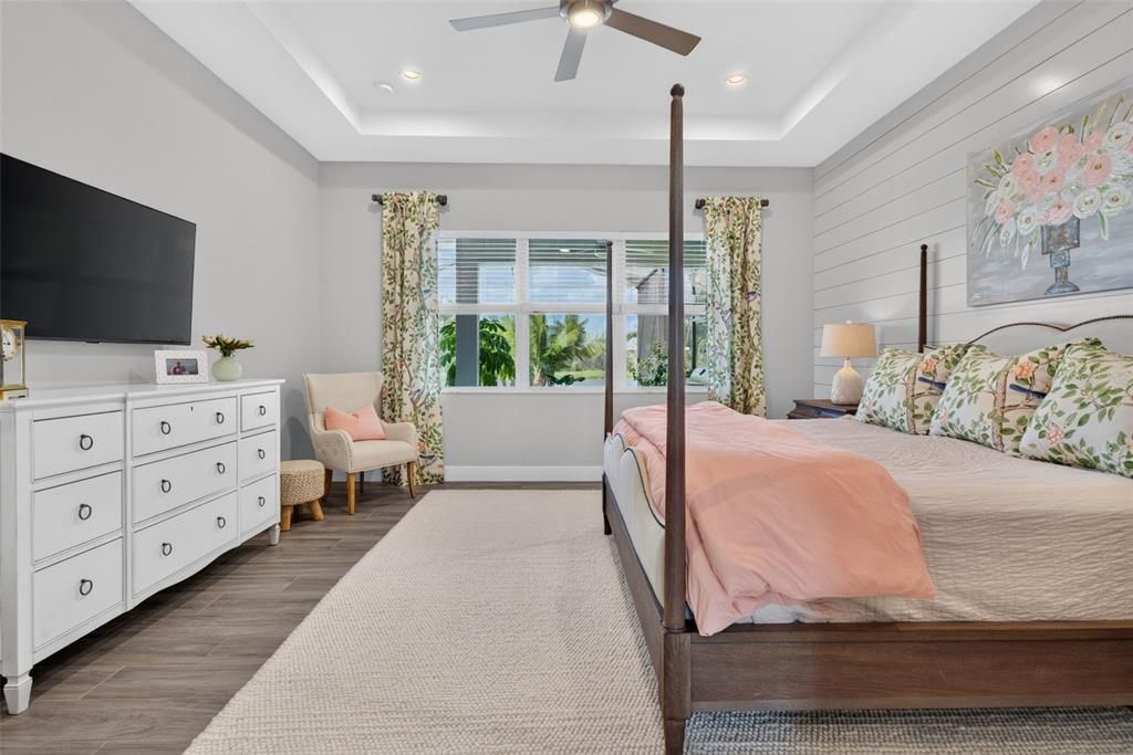 For Sale: $1,350,000 (3 beds, 3 baths, 2872 Square Feet)