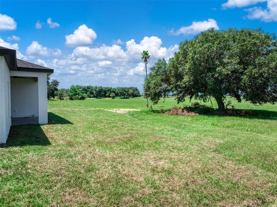 For Sale: $349,900 (3 beds, 2 baths, 1676 Square Feet)