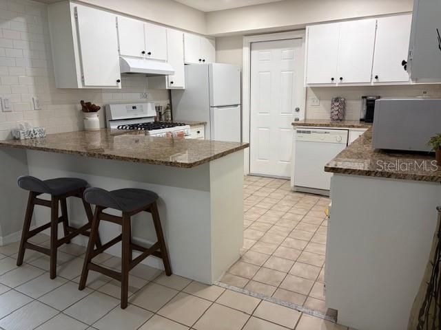 For Sale: $345,000 (3 beds, 2 baths, 1712 Square Feet)