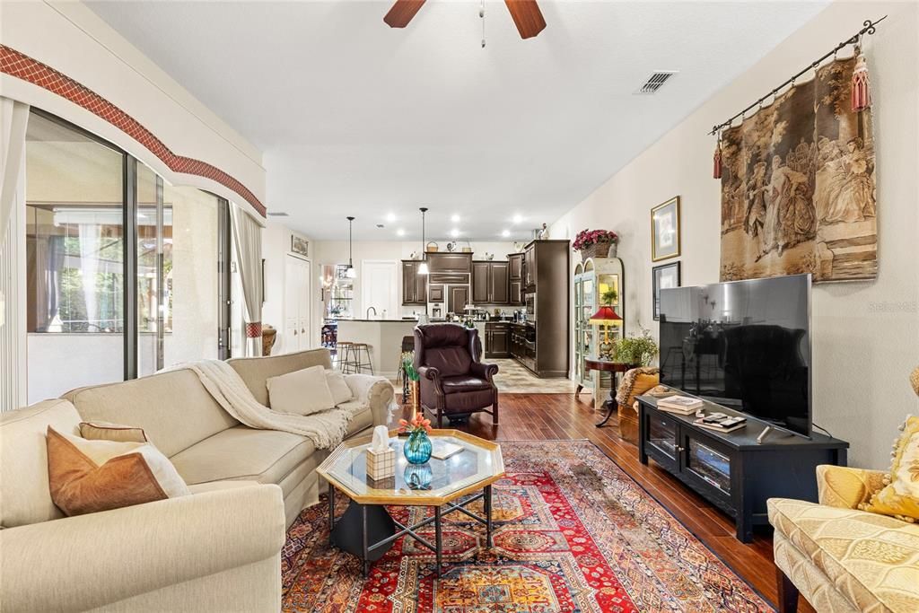 For Sale: $799,000 (4 beds, 4 baths, 3409 Square Feet)