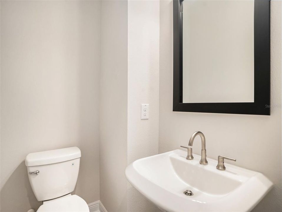 For Sale: $745,000 (3 beds, 3 baths, 2052 Square Feet)