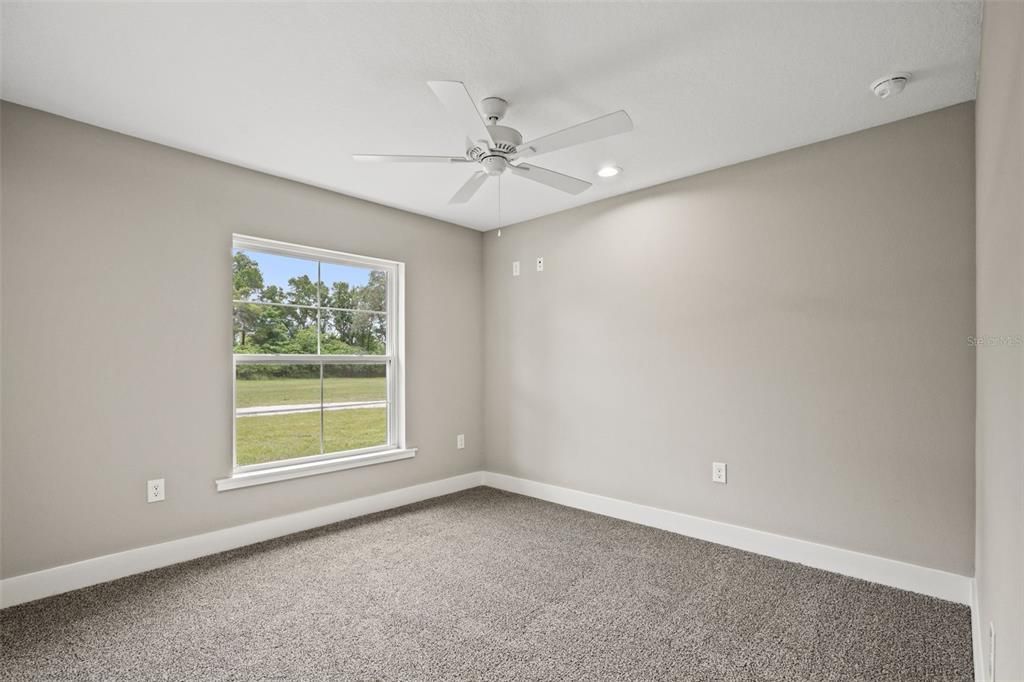 For Sale: $399,000 (3 beds, 2 baths, 1554 Square Feet)