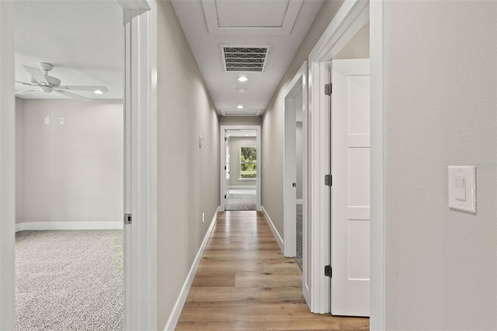 For Sale: $399,000 (3 beds, 2 baths, 1554 Square Feet)