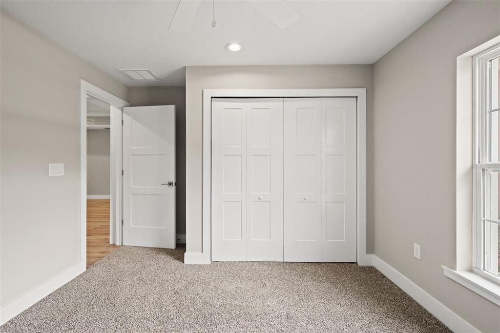 For Sale: $399,000 (3 beds, 2 baths, 1554 Square Feet)
