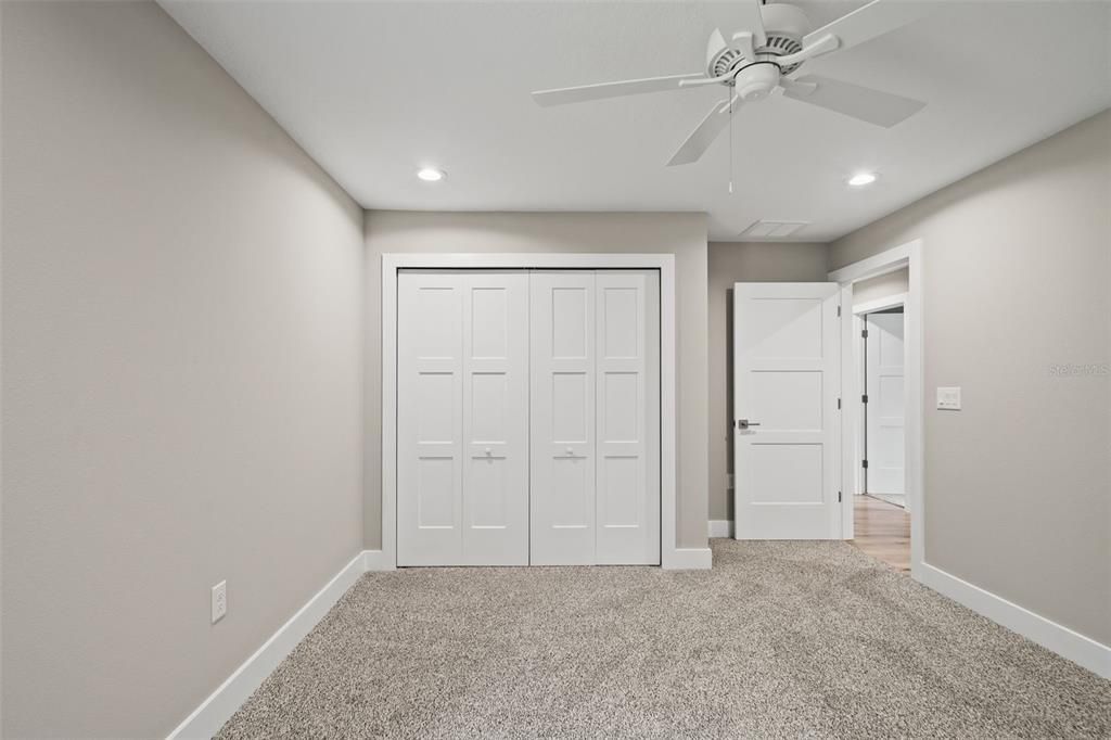 For Sale: $399,000 (3 beds, 2 baths, 1554 Square Feet)