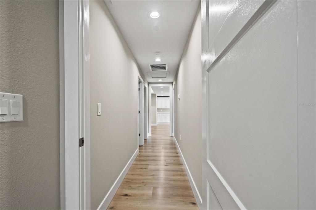 For Sale: $399,000 (3 beds, 2 baths, 1554 Square Feet)