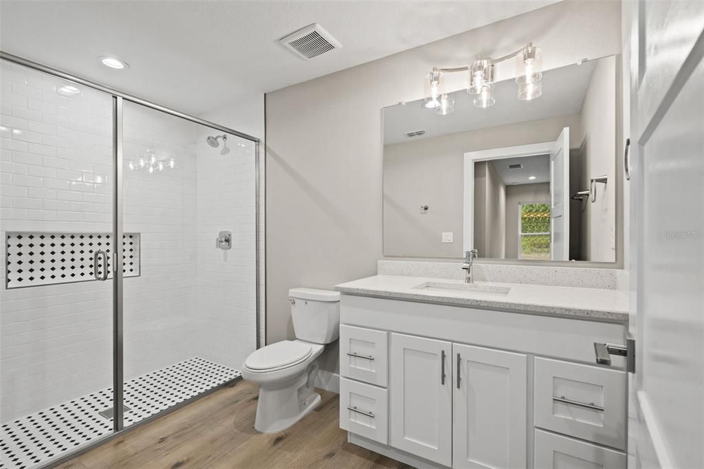 For Sale: $399,000 (3 beds, 2 baths, 1554 Square Feet)