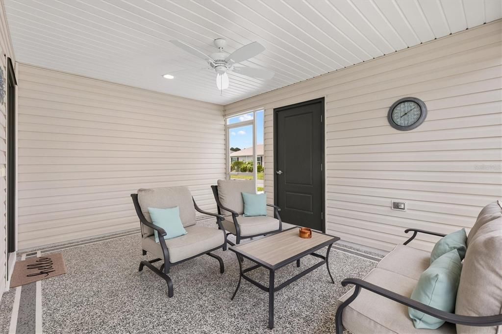For Sale: $297,000 (2 beds, 2 baths, 1280 Square Feet)