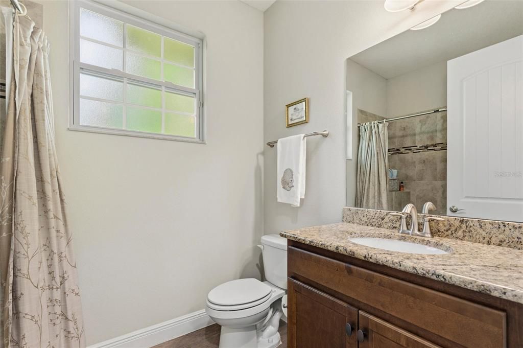 For Sale: $315,000 (2 beds, 2 baths, 1594 Square Feet)