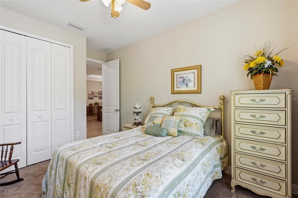 For Sale: $315,000 (2 beds, 2 baths, 1594 Square Feet)