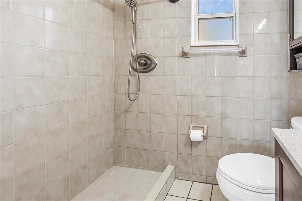 На продажу: $649,900 (3 спален, 2 ванн, 1502 Квадратных фут)