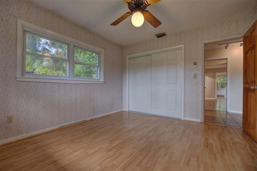 For Sale: $279,000 (3 beds, 2 baths, 1930 Square Feet)