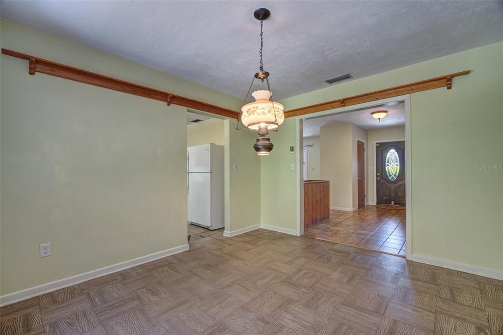For Sale: $279,000 (3 beds, 2 baths, 1930 Square Feet)