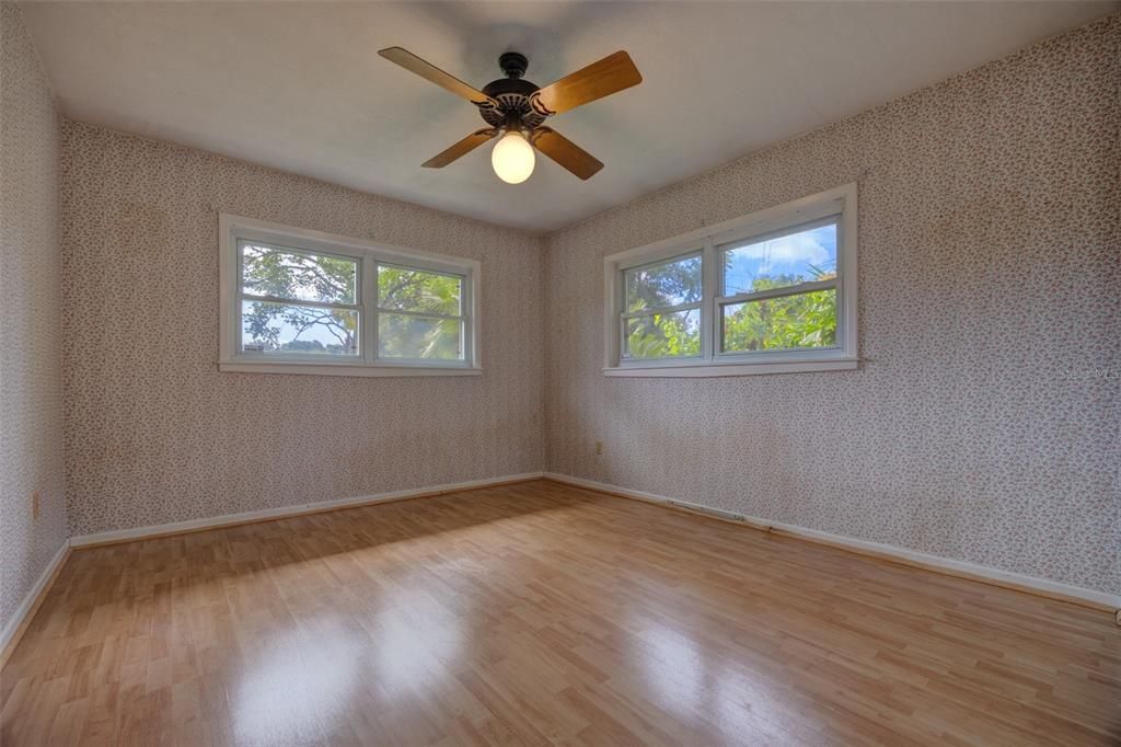 For Sale: $279,000 (3 beds, 2 baths, 1930 Square Feet)