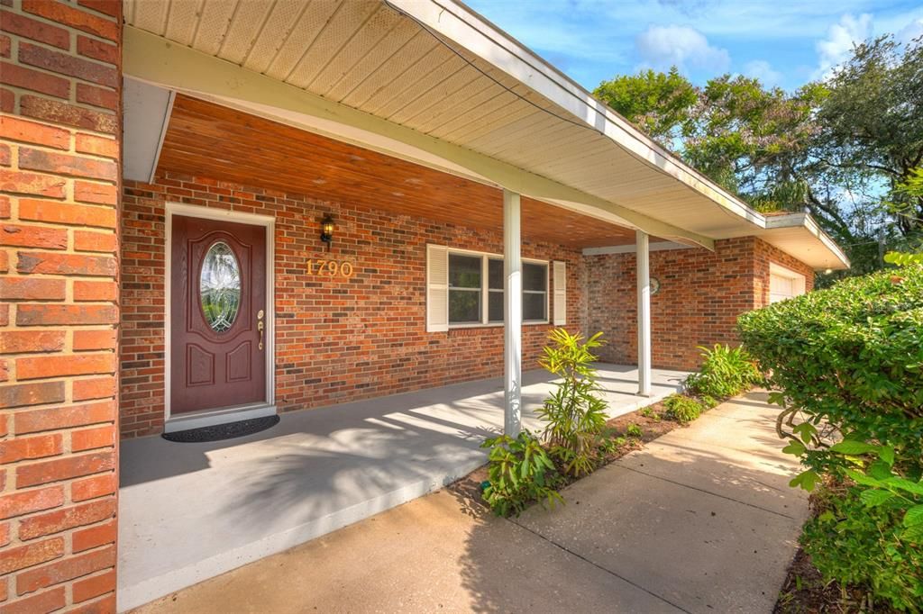 For Sale: $279,000 (3 beds, 2 baths, 1930 Square Feet)