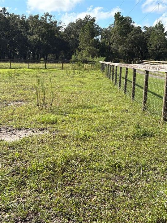 En Venta: $725,000 (5.00 acres)