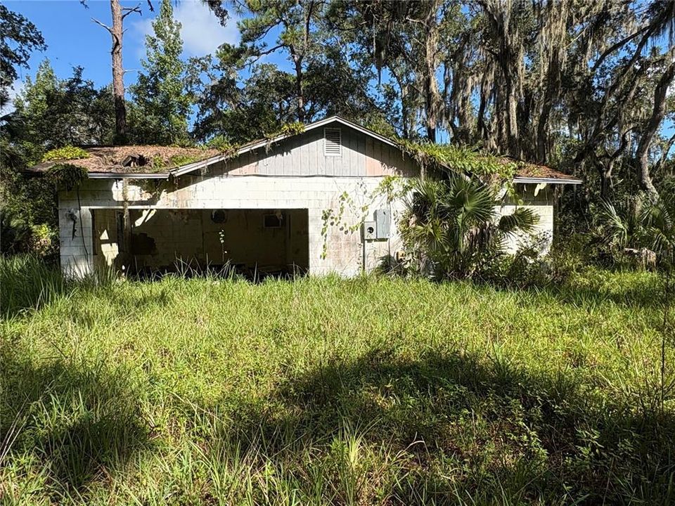 En Venta: $725,000 (5.00 acres)