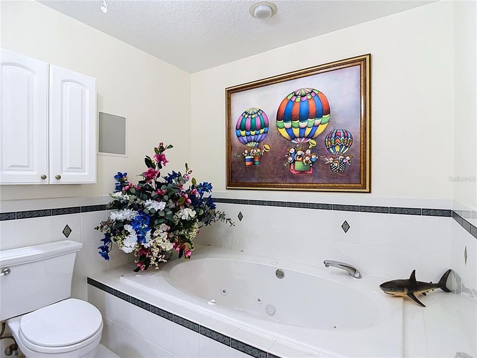 For Sale: $1,495,000 (5 beds, 4 baths, 3756 Square Feet)
