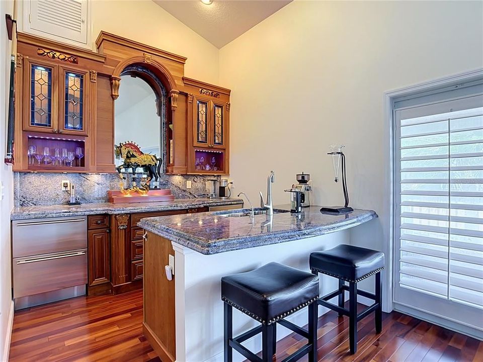 For Sale: $1,495,000 (5 beds, 4 baths, 3756 Square Feet)