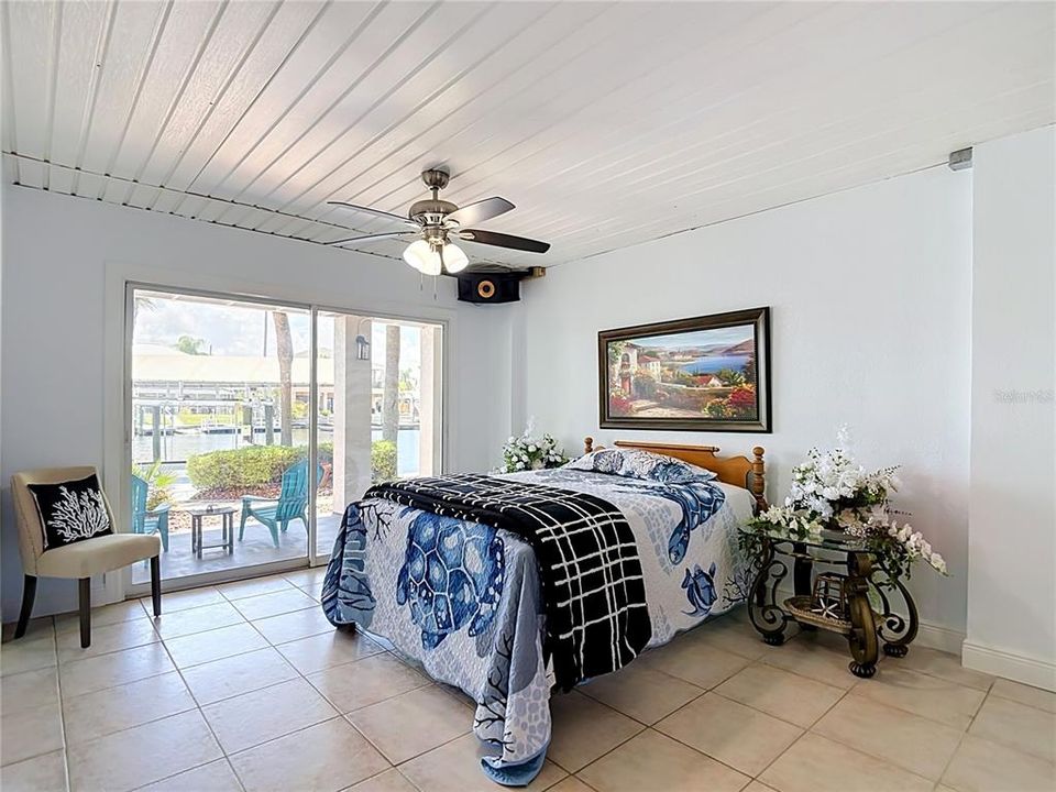 For Sale: $1,495,000 (5 beds, 4 baths, 3756 Square Feet)