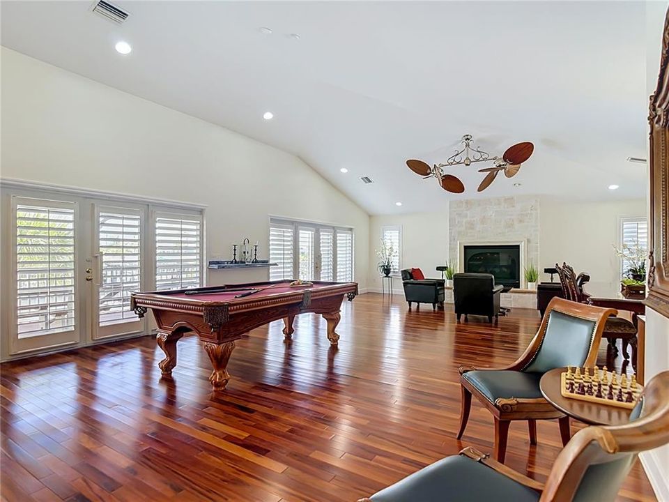 For Sale: $1,495,000 (5 beds, 4 baths, 3756 Square Feet)