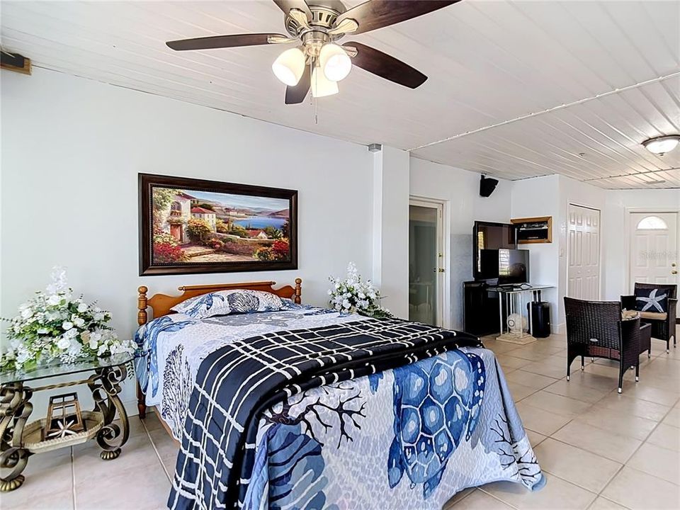 For Sale: $1,495,000 (5 beds, 4 baths, 3756 Square Feet)