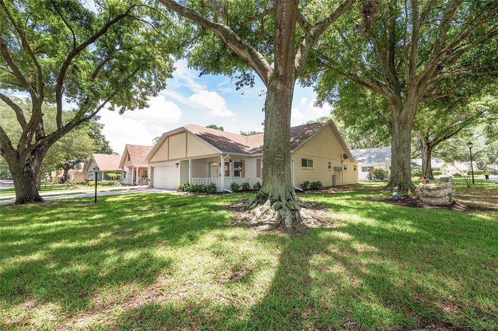 For Sale: $209,900 (2 beds, 2 baths, 1856 Square Feet)