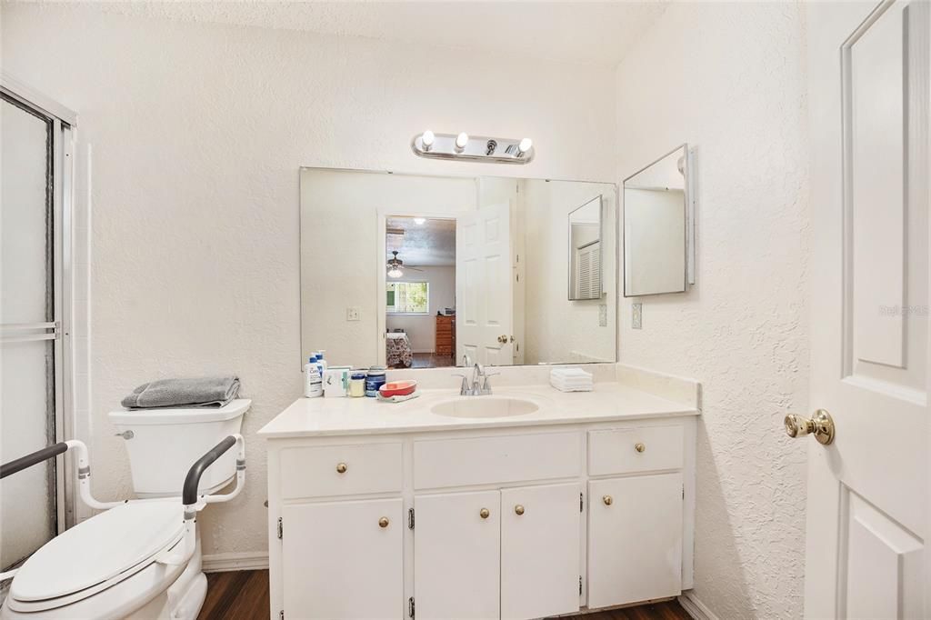 For Sale: $209,900 (2 beds, 2 baths, 1856 Square Feet)