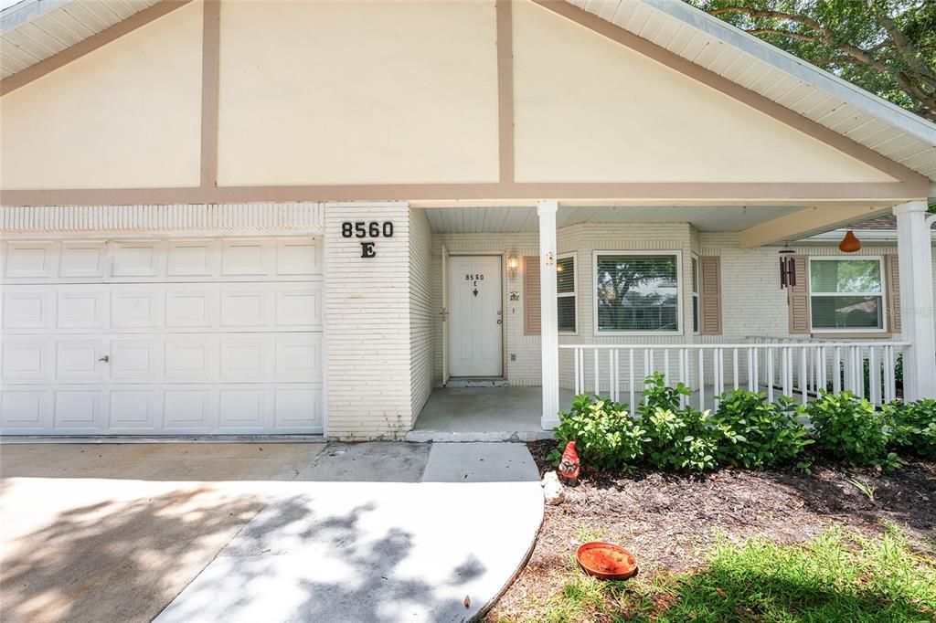 For Sale: $209,900 (2 beds, 2 baths, 1856 Square Feet)