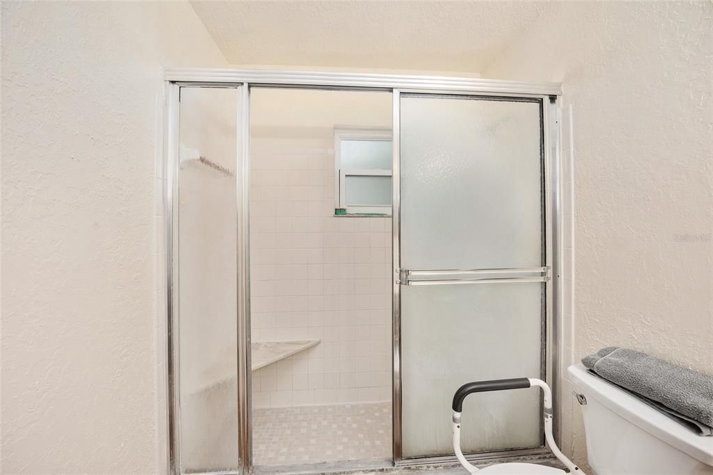 For Sale: $209,900 (2 beds, 2 baths, 1856 Square Feet)
