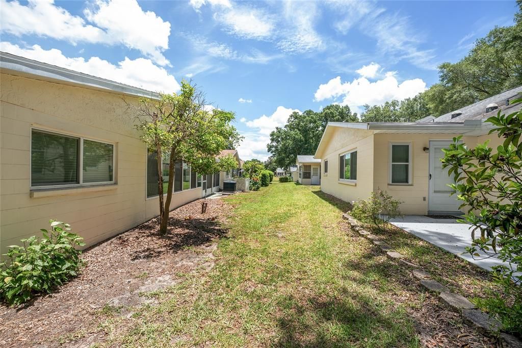 For Sale: $209,900 (2 beds, 2 baths, 1856 Square Feet)