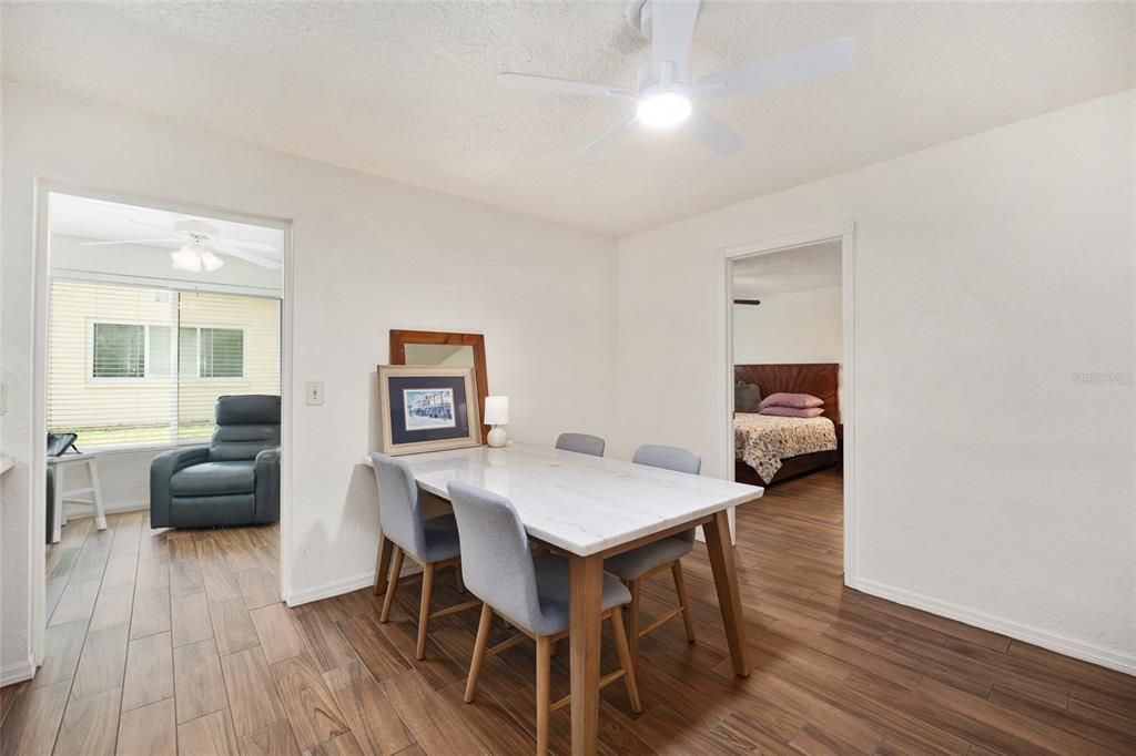 For Sale: $209,900 (2 beds, 2 baths, 1856 Square Feet)
