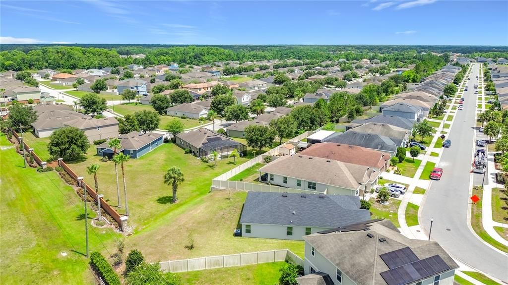 For Sale: $355,000 (4 beds, 2 baths, 1978 Square Feet)