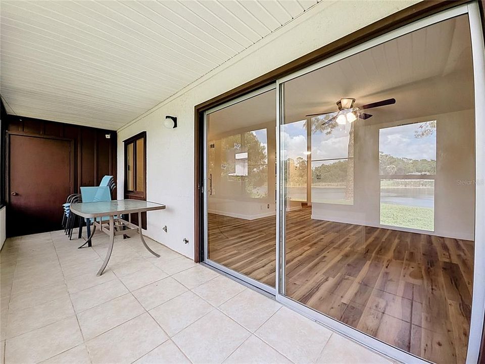 For Sale: $164,900 (2 beds, 2 baths, 1060 Square Feet)