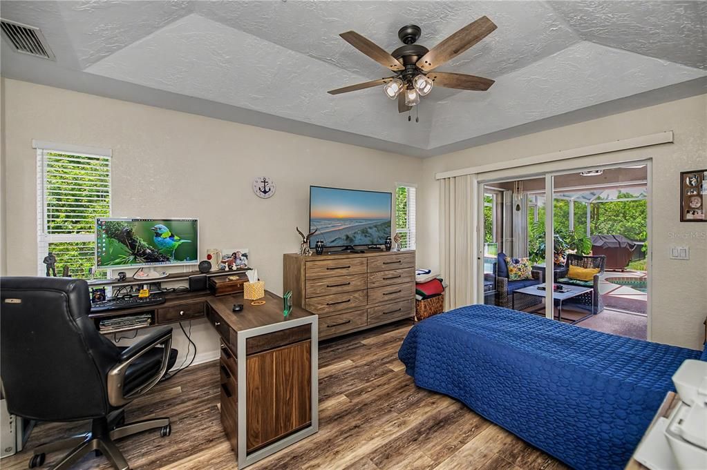 For Sale: $425,000 (3 beds, 2 baths, 1605 Square Feet)