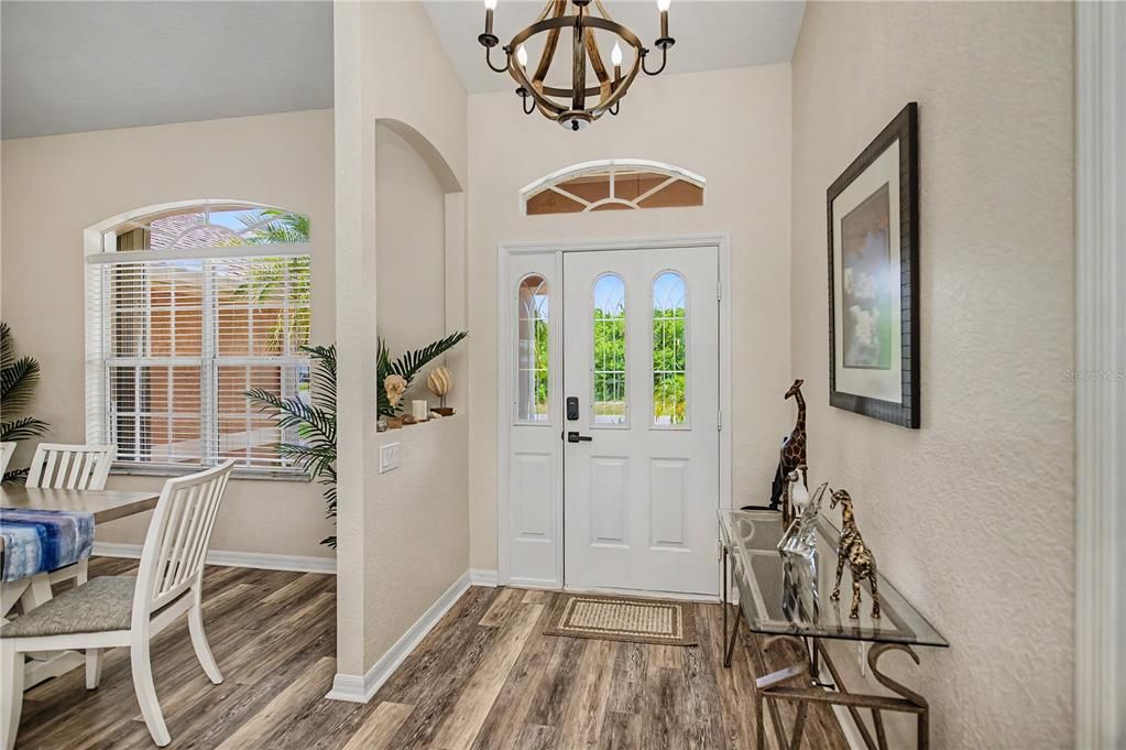For Sale: $425,000 (3 beds, 2 baths, 1605 Square Feet)