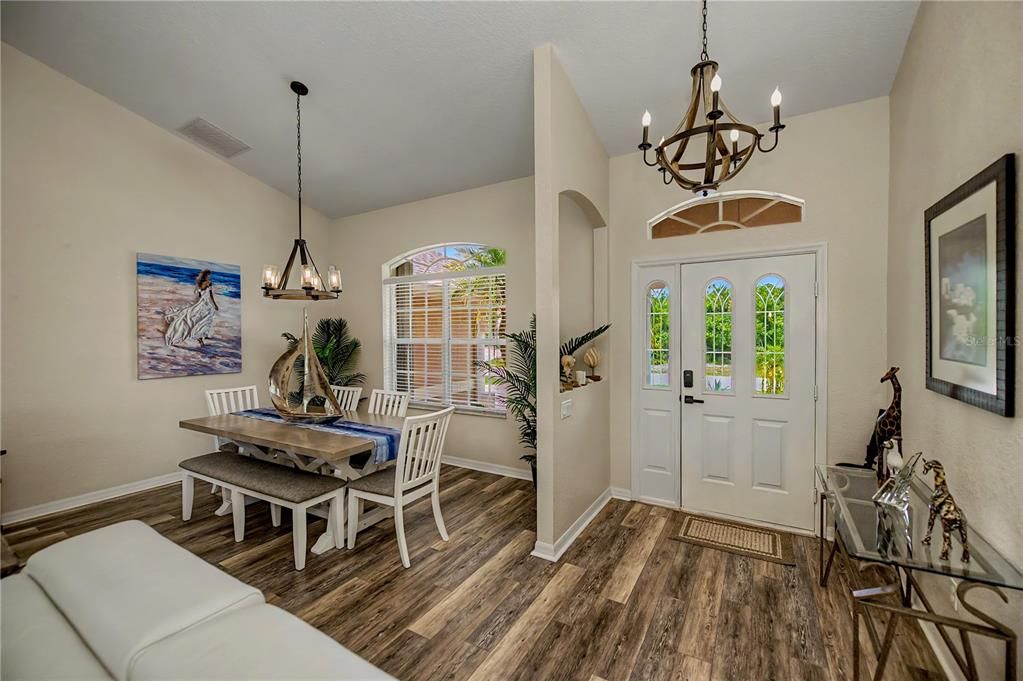 For Sale: $425,000 (3 beds, 2 baths, 1605 Square Feet)