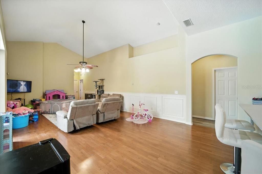 For Sale: $629,900 (5 beds, 3 baths, 3371 Square Feet)