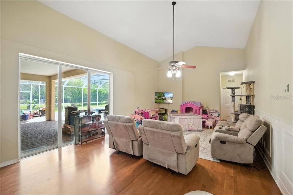 For Sale: $629,900 (5 beds, 3 baths, 3371 Square Feet)