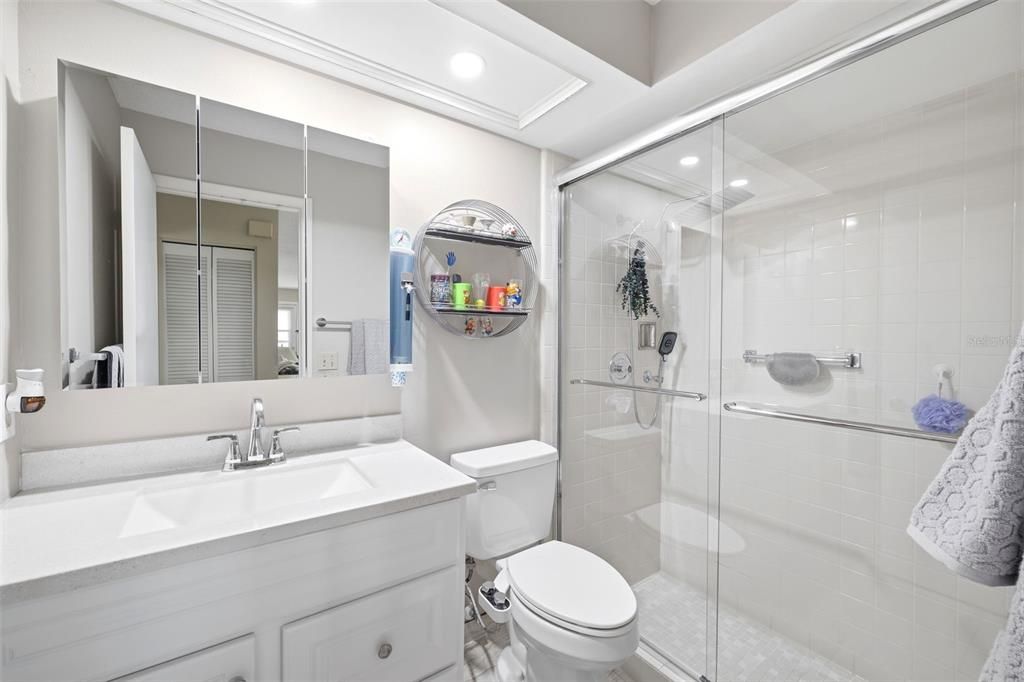 For Sale: $175,000 (2 beds, 2 baths, 1135 Square Feet)