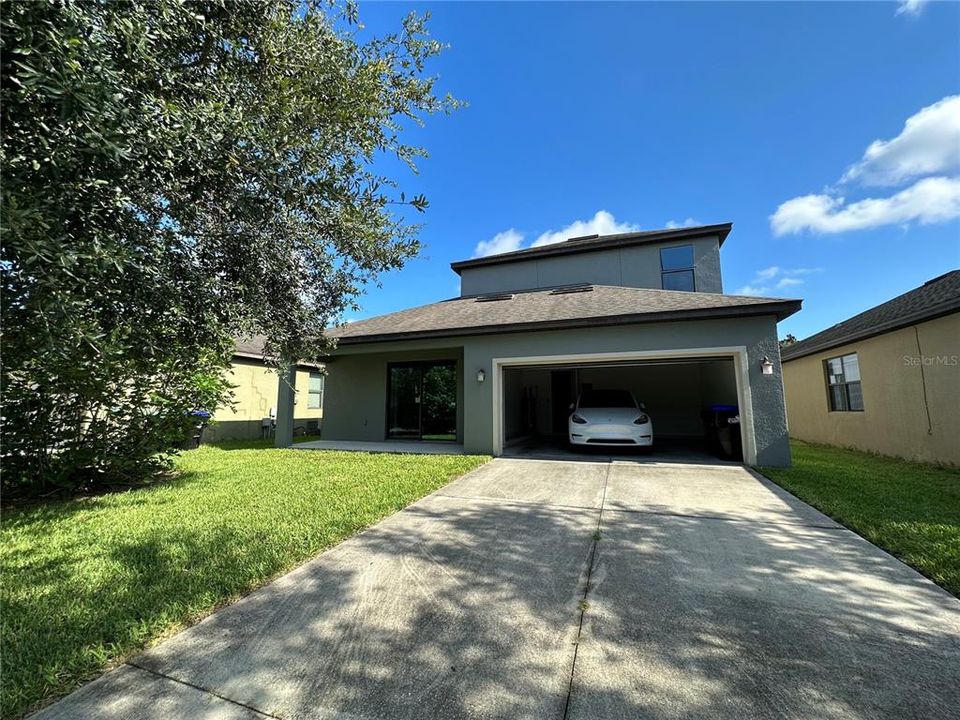 For Sale: $550,000 (3 beds, 2 baths, 2306 Square Feet)